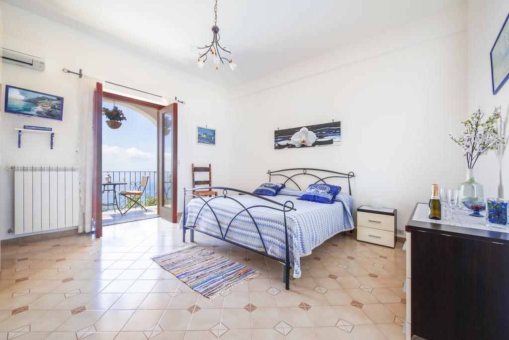 L'Uliveto Acomodação com café da manhã Positano Exterior foto